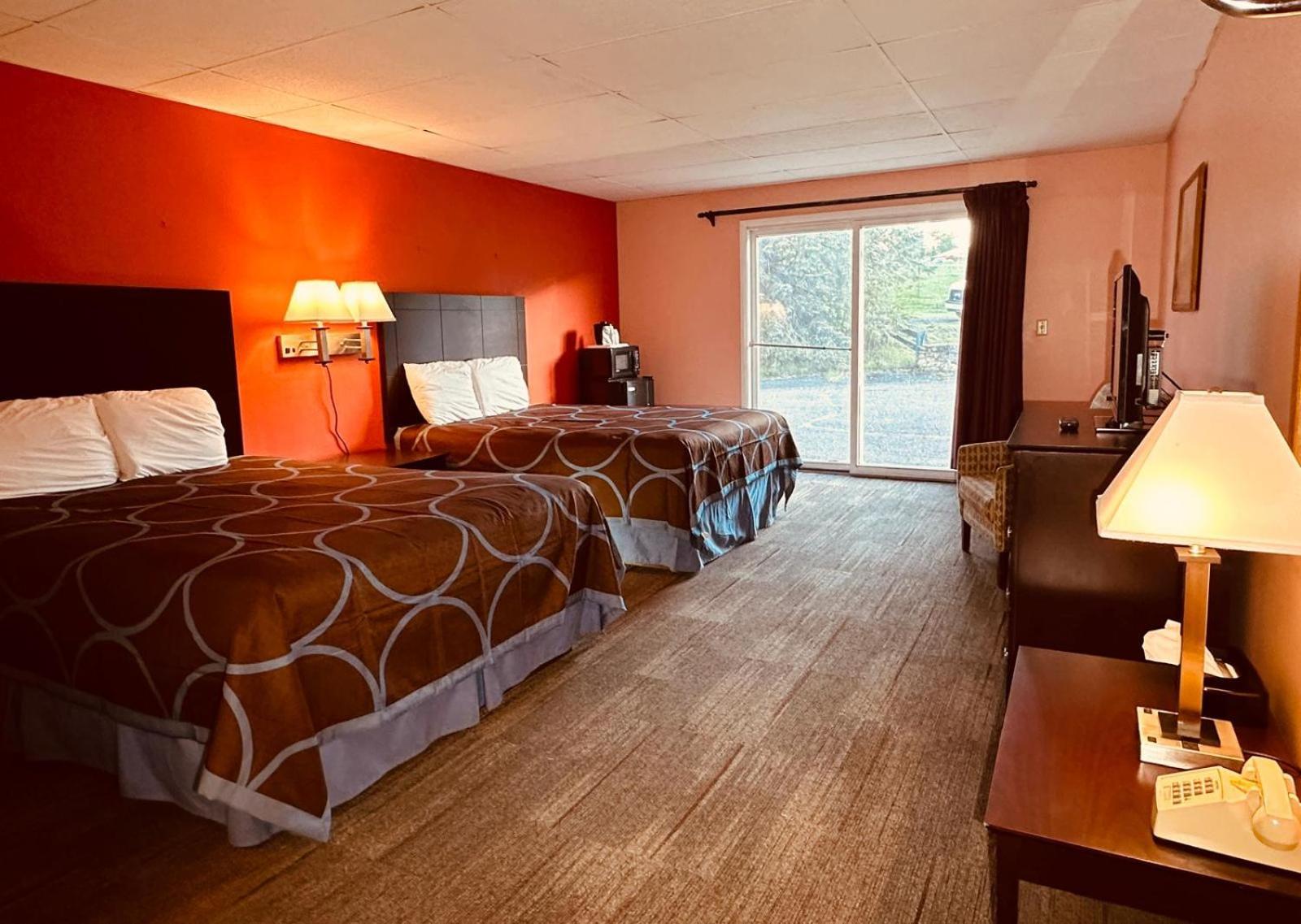 Amerivu Inn & Suites - St Croix Falls Saint Croix Falls Ngoại thất bức ảnh